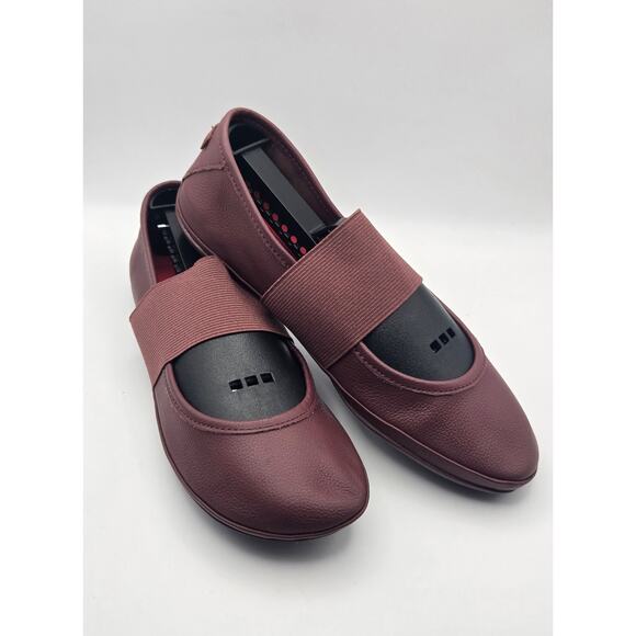 Camper Right Nina Ladies Red Flats Pre-Loved Size 38 - US 7.5 - Picture 2 of 13